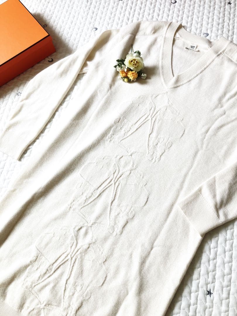 HERMÈS エルメス ニットワンピース ホワイト Vネック