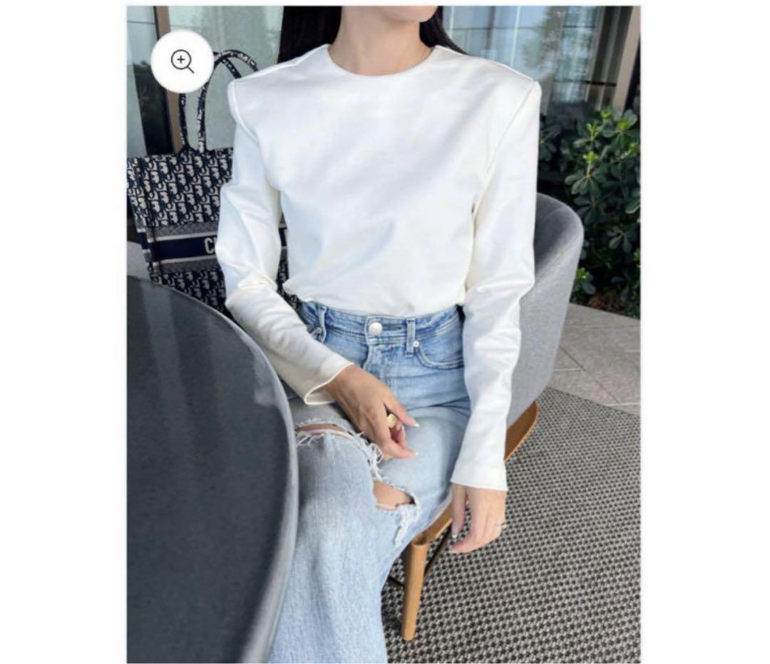 トップス CARLA Lady shoulder tops CARLA】Lady shoulder tops -Black 1号
