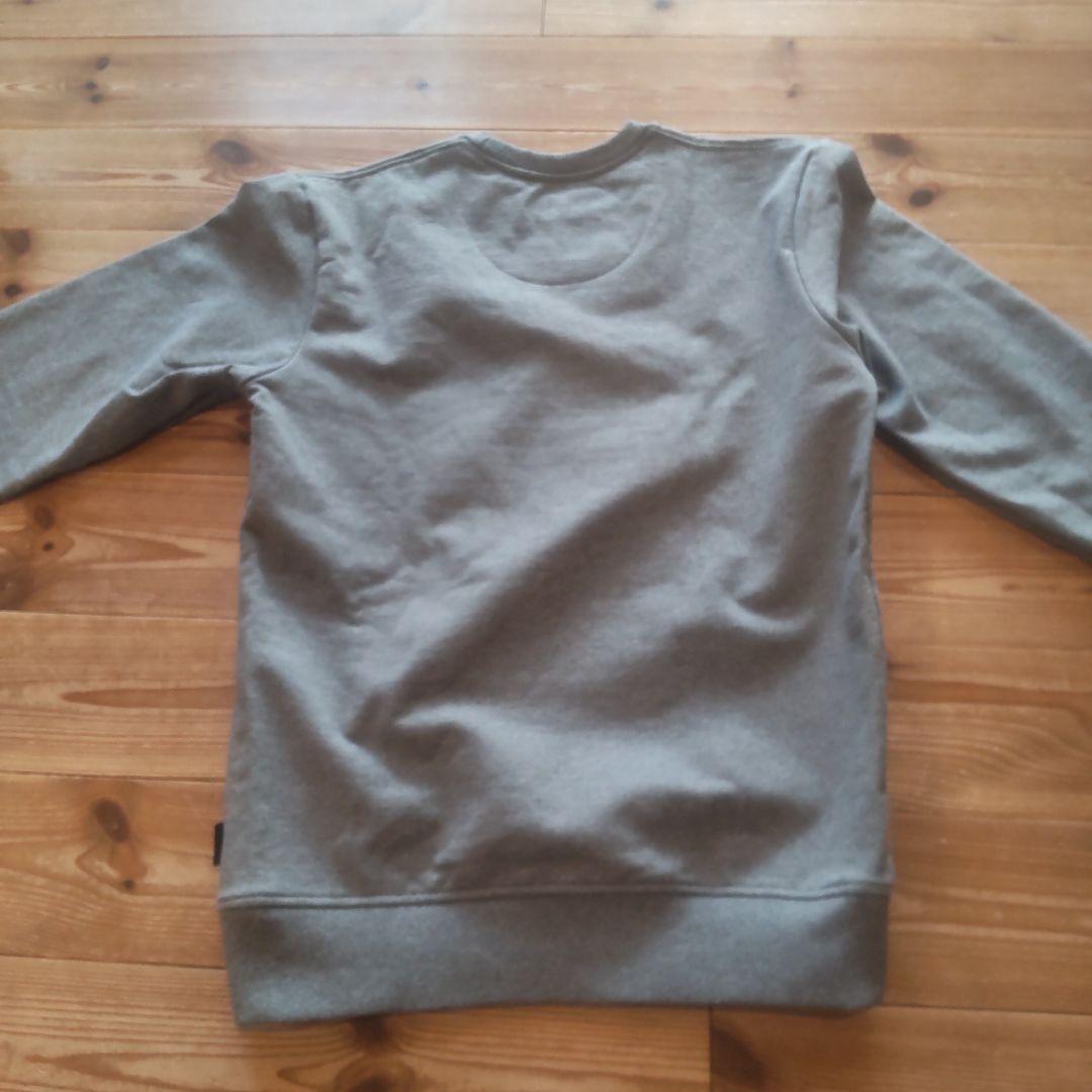 patagonia XS グレー クルーネック トレーナー - メルカリ