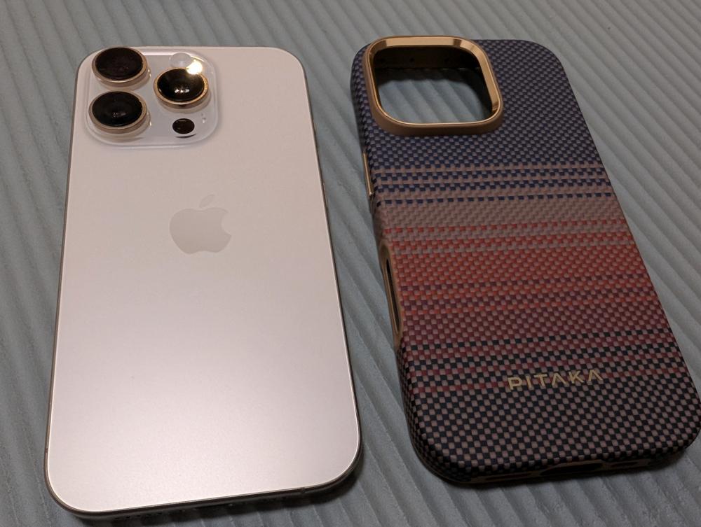 PITAKA iPhone 16 Pro 軍用グレード保護ケース SUNSET