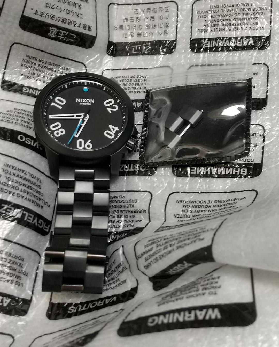 人気SALE新作 ニクソン NIXON THE RANGER40 マットブラック 良品 tvqAR-m19415906933 特価NEW