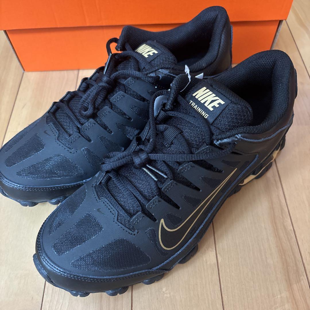 新品】ナイキ NIKE REAX 8 TR MESHトレーニング 黒×金 - メルカリ