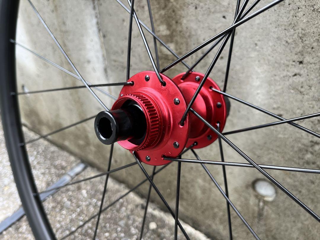 bontrager　PRADIGM SL DISC赤ハブ