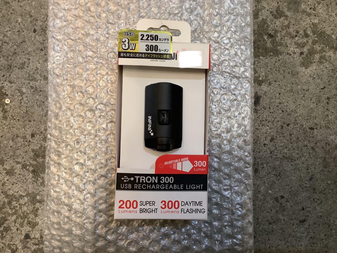 INFINI TRON 300 USB充電式ライト ブラック
