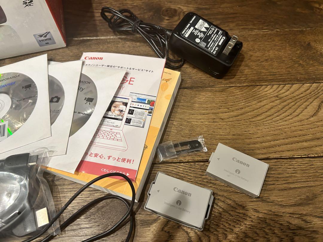 ビデオカメラ Canon IVIS HFR21