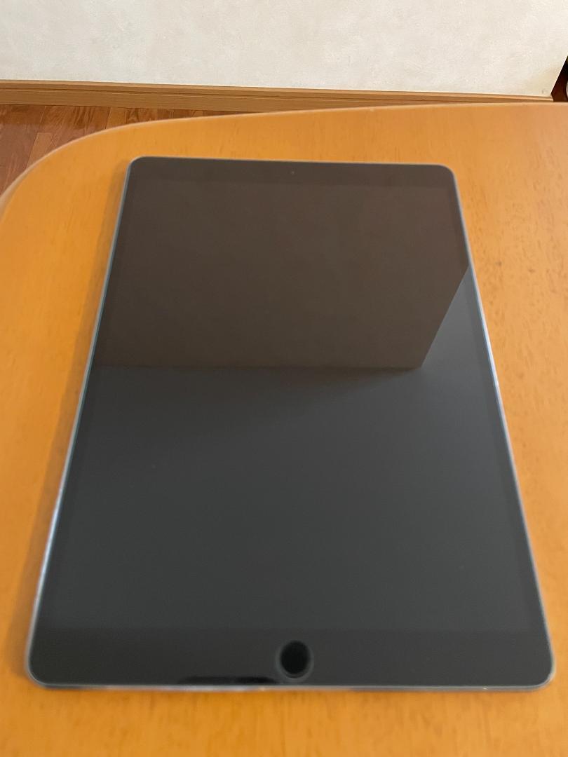 豊富な正規品 iPad Pro 10.5 64GB WiFi 純正レザーカバー hrimF-m19441006068 SALE得価