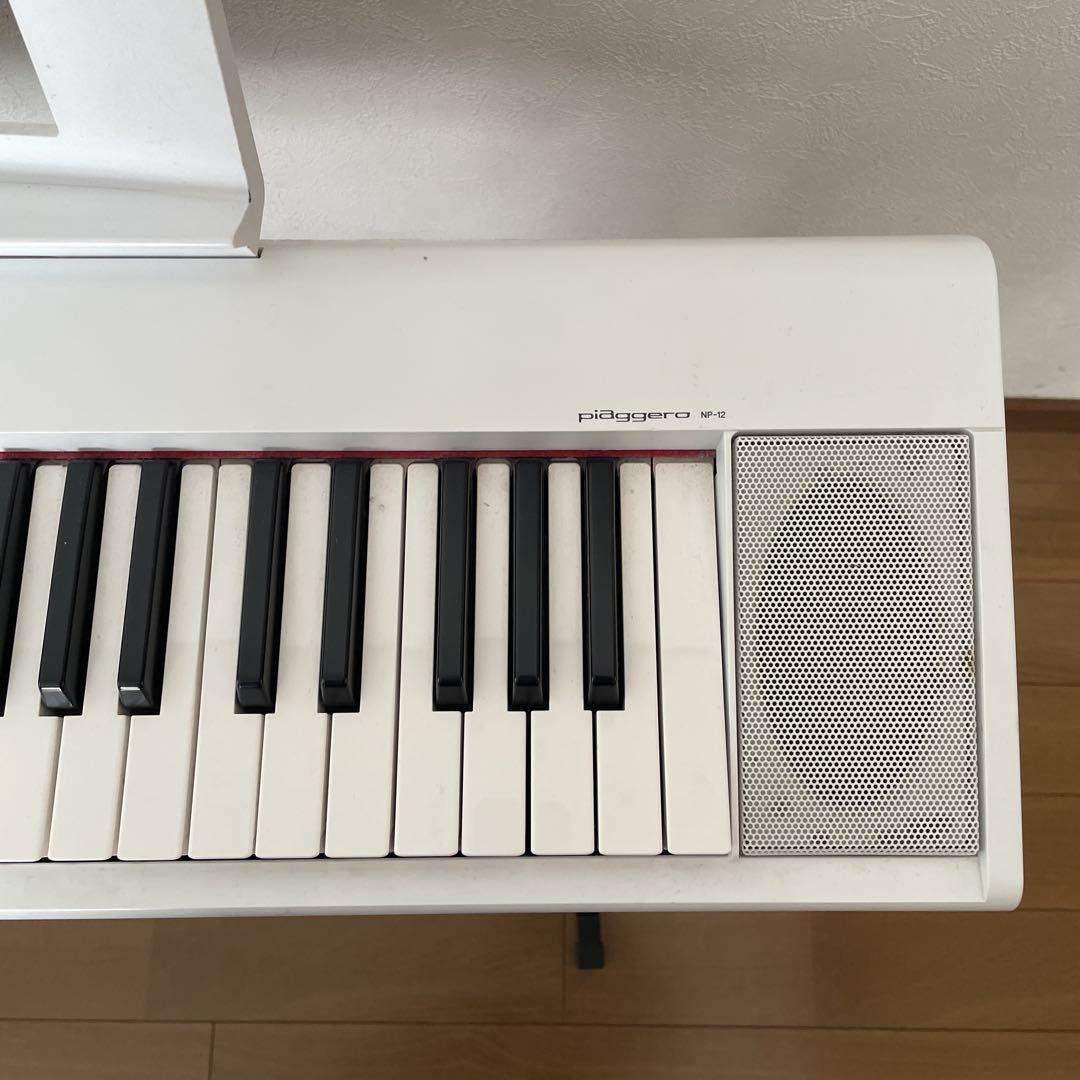 Yamaha Piaggero NP-12ホワイト 電子ピアノ　引取限定