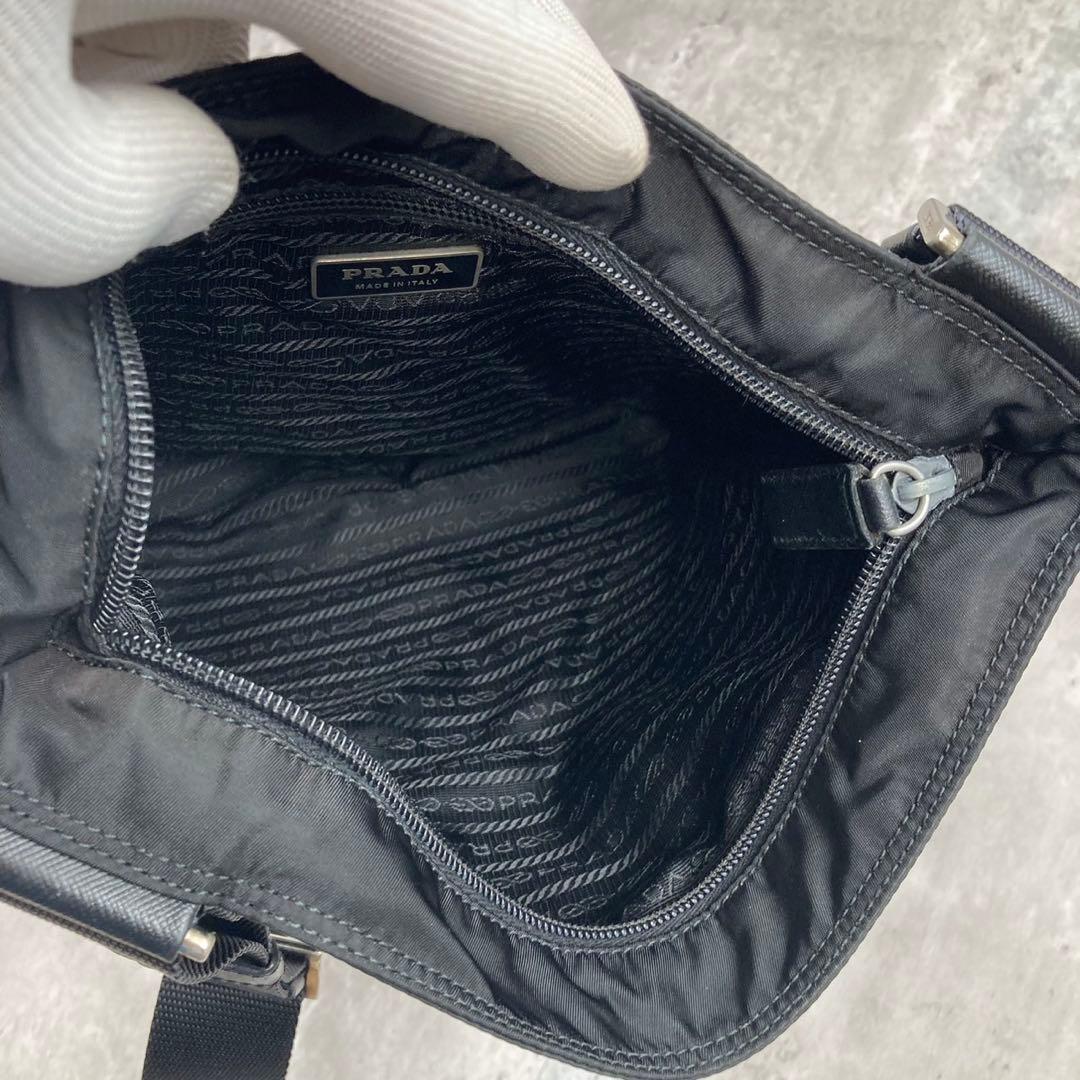 【極美品】 プラダ サコッシュ 2way ショルダーバッグ 三角ロゴ テスート 【極美品】 プラダ サコッシュ 2way ショルダーバッグ 三角ロゴ テスート