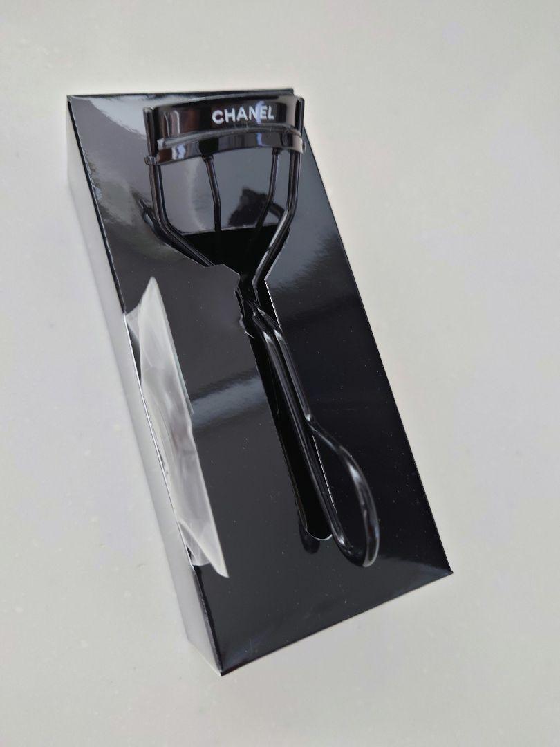 CHANEL　シャネル　ルクルブシル　ビューラー　ブラック　新品　未使用