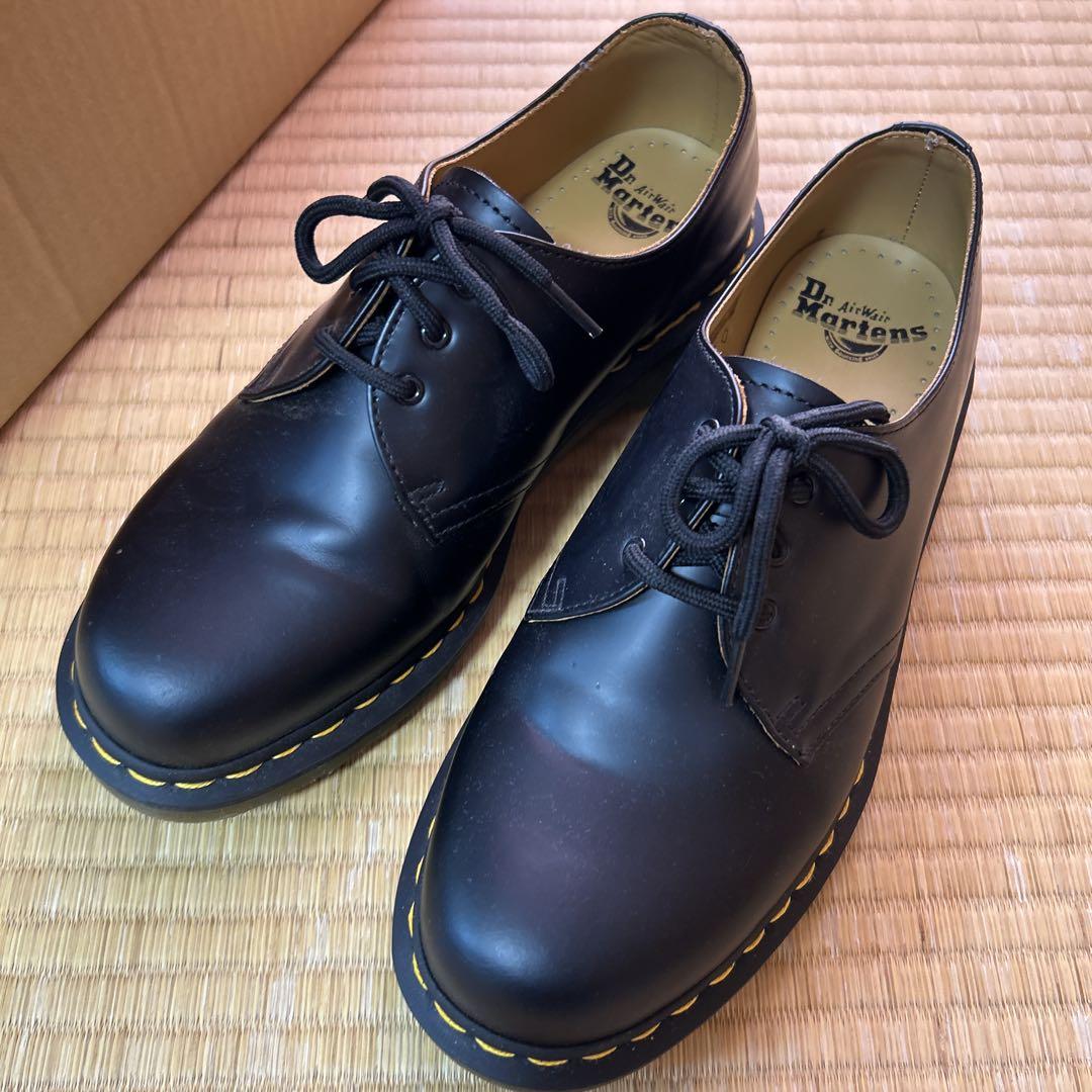 Dr. Martens ブラック レースアップシューズ Dr. Martens ドクターマーチンブラック レースアップシューズ