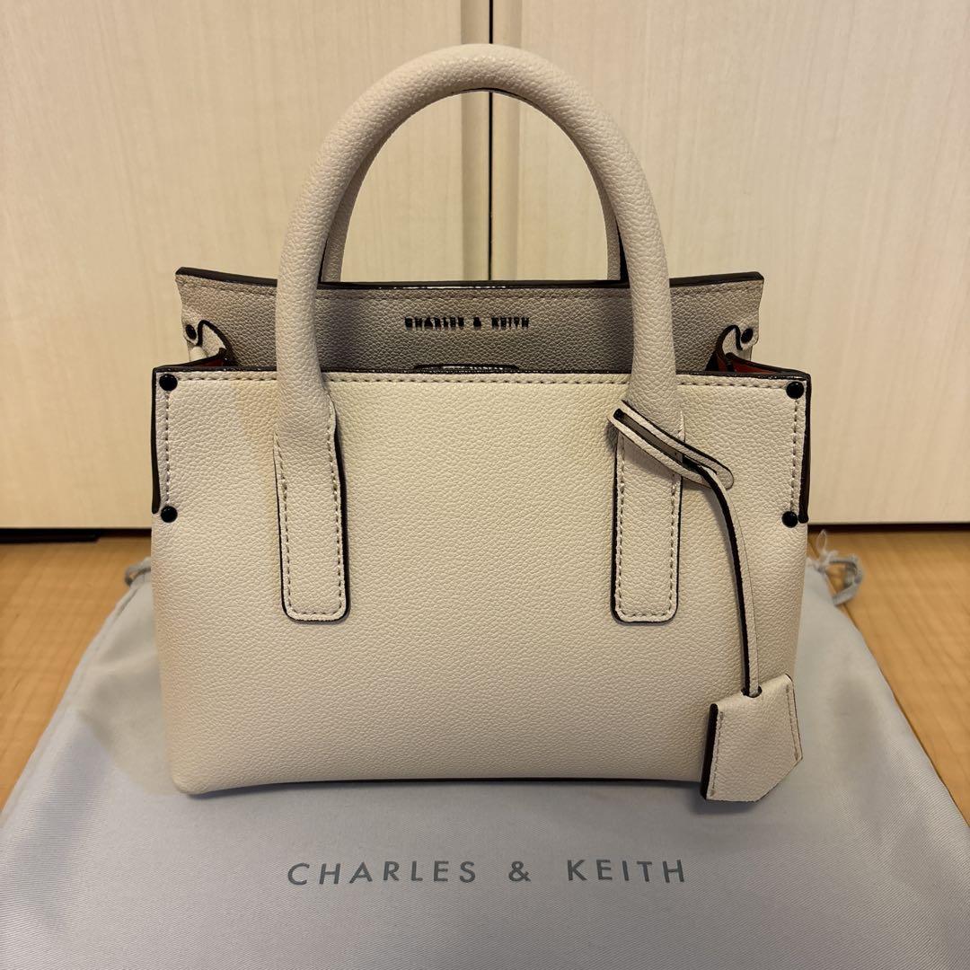 CHARLES & KEITH 2way アイボリー ハンド・ショルダーバッグ