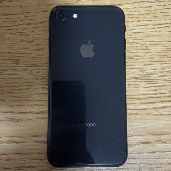 Apple iPhone8 64GB スペースグレー 本体 au iPhone 8 Space Gray 64 GB au