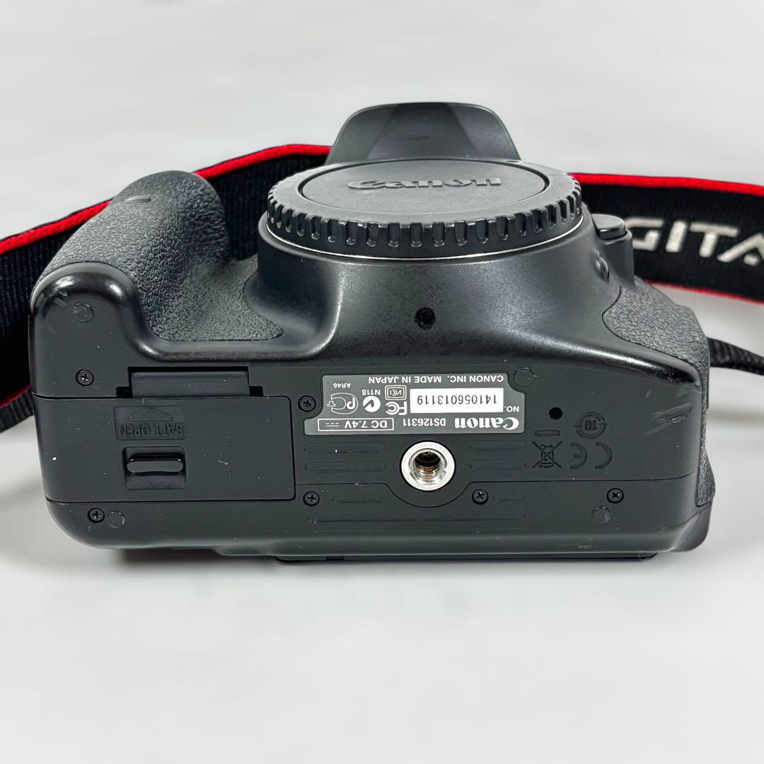 【ジャンク品】canon eos kiss x5 デジタル一眼レフカメラ
