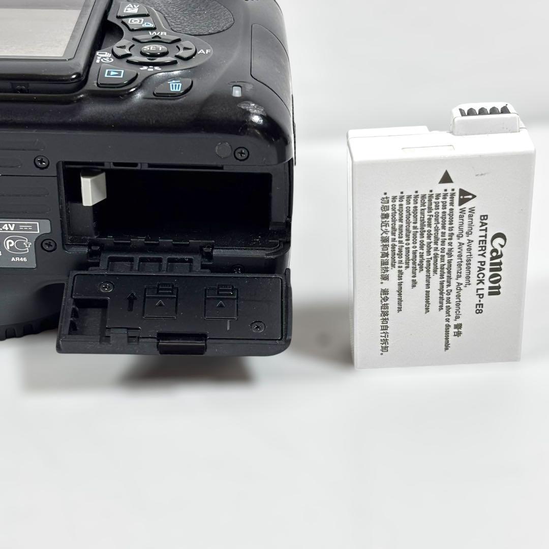 【ジャンク品】canon eos kiss x5 デジタル一眼レフカメラ