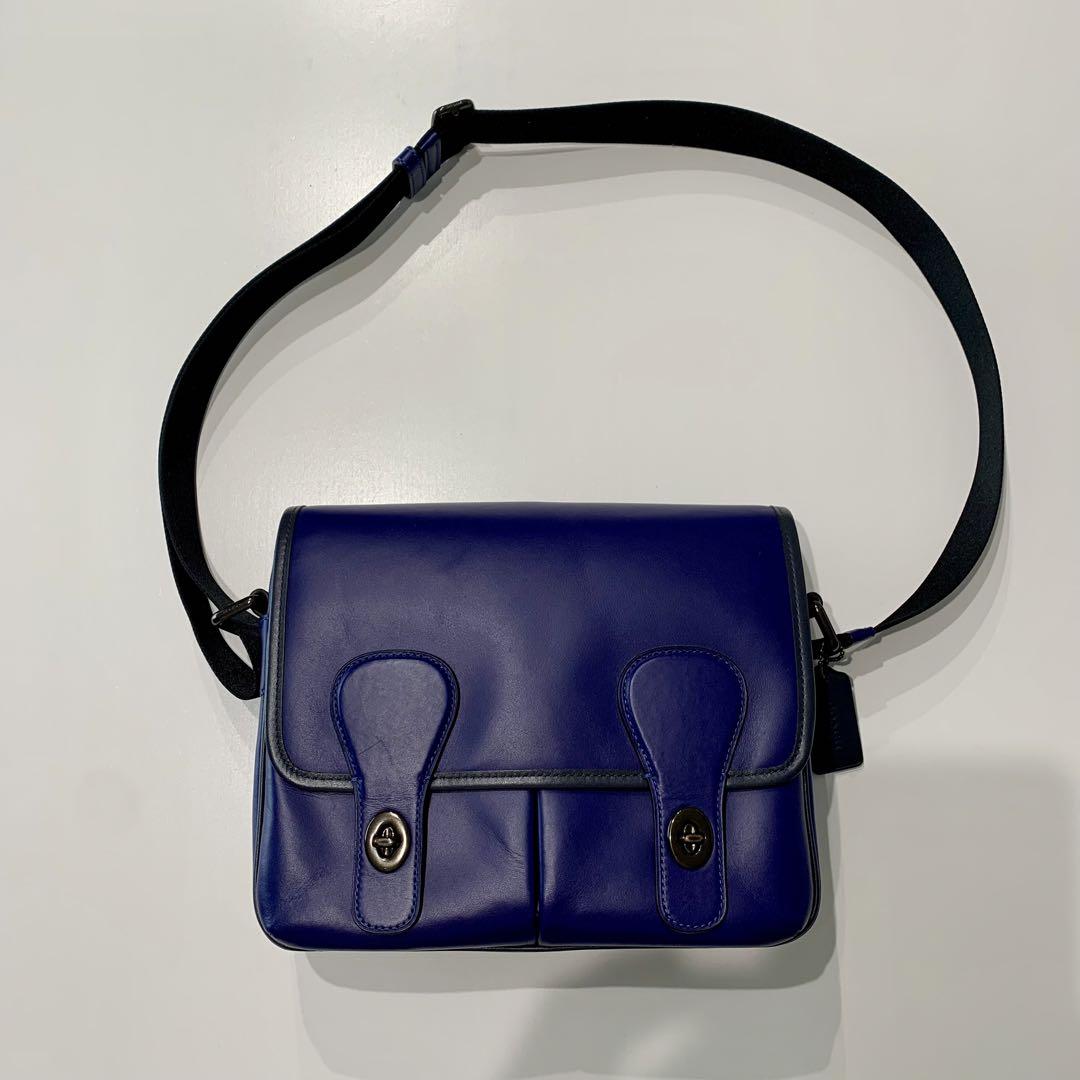 即発 Vivienne Westwood 2つ折 長財布 ORB 黒 ORB EMBOSSED 型押