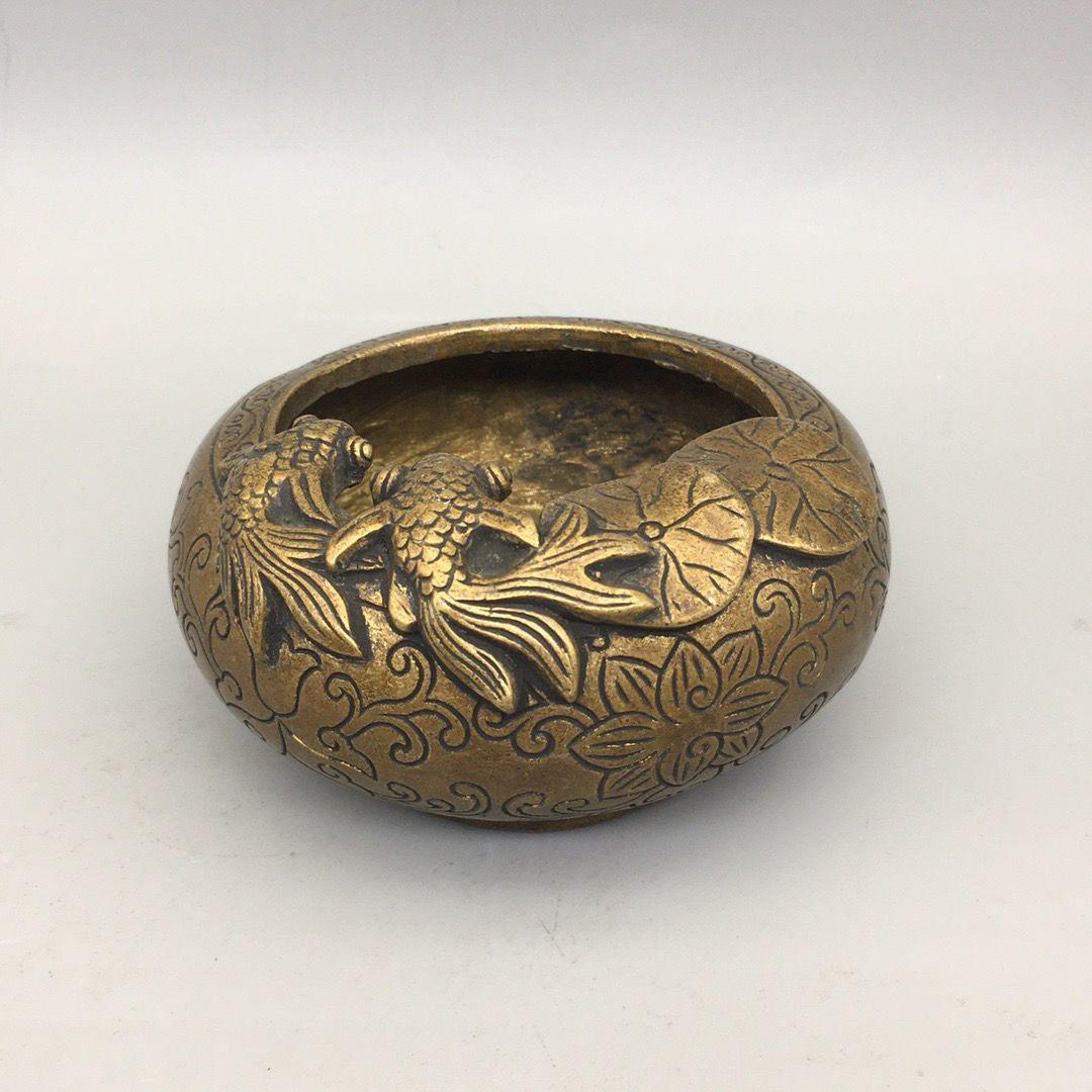 銅器 双魚蓮花円形筆洗 灰皿 文房具 装飾品 工芸品 置物