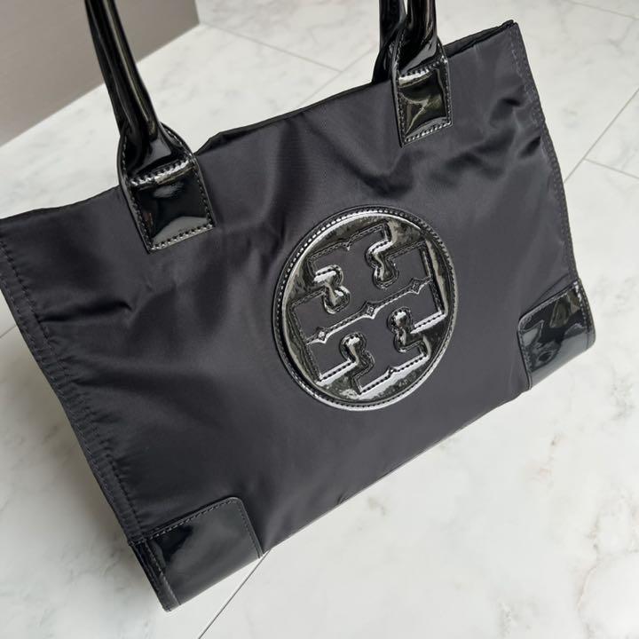 最新作正規品 美品 トリーバーチ エラ トートバッグ ビッグロゴ ナイロン 黒 IVH9b-m19475292569 格安再入荷