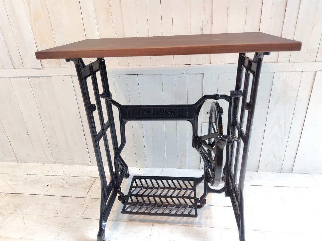 MITSUBISHI ビンテージテーブル三菱