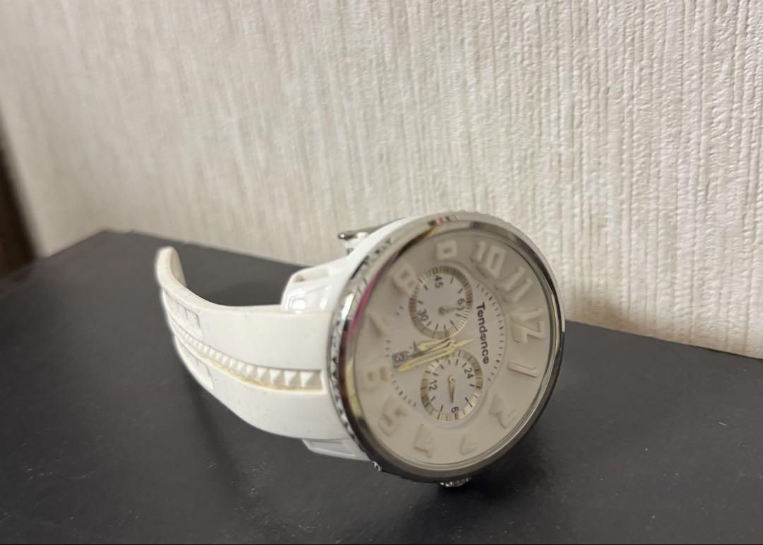 Tendanco ホワイト クロノグラフ 時計