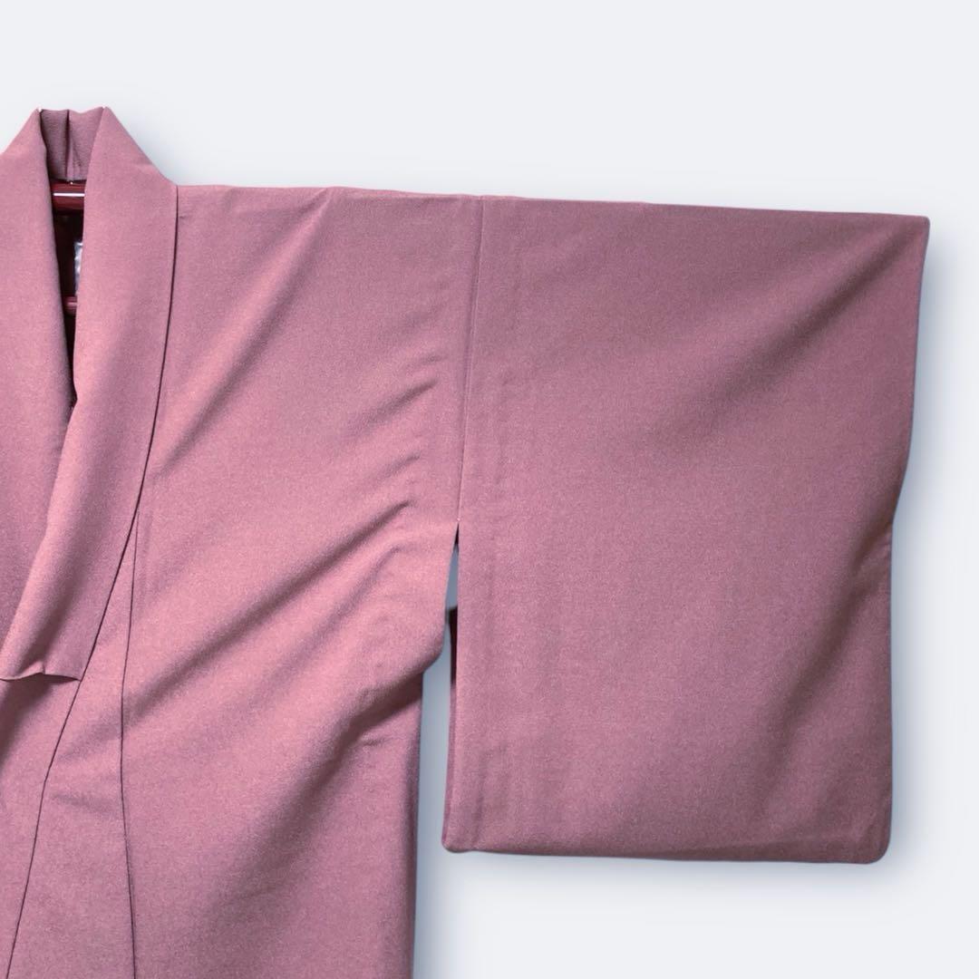 【美品✨】洗える着物　単衣　色無地　手縫い仕立て　くすみの紫がかった赤色　I2