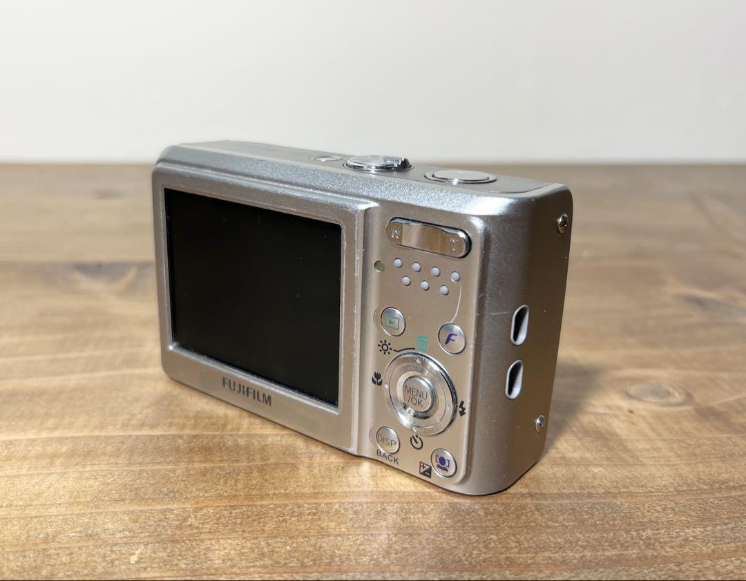 FUJIFILM FinePixF31fd デジタルカメラ　xDカード付 FUJIFILM FinePixF31fd デジタルカメラ xDカード付