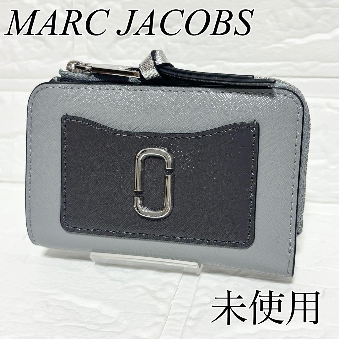 マークジェイコブス ザユーティリティスナップショット 2つ折り財布MARC JACOBS