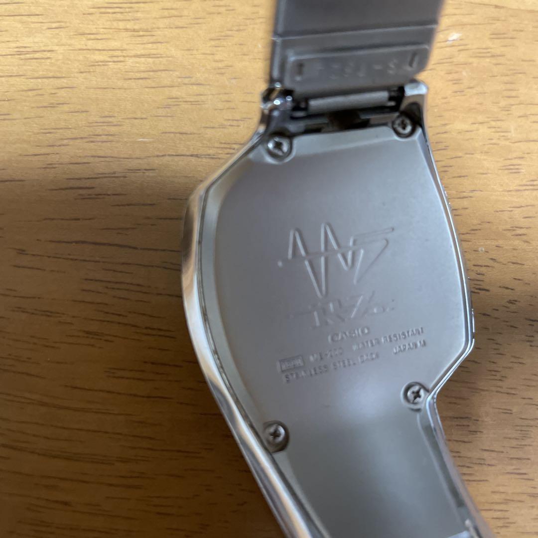 CASIO デジタル腕時計 シルバー