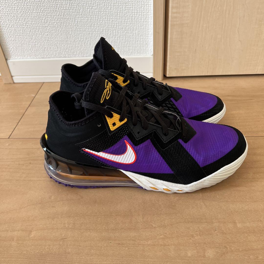 レブロン18 low