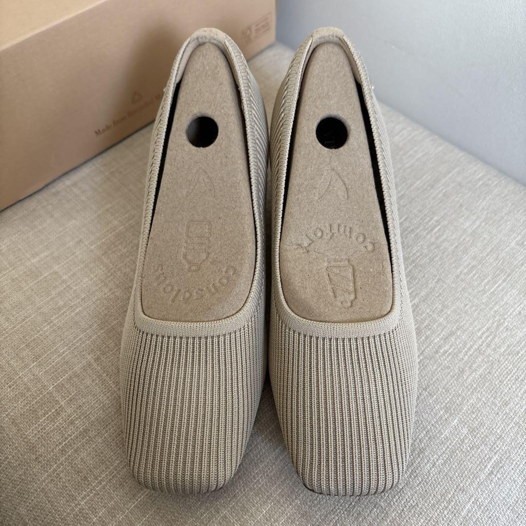 美品　VIVAIA スクエアトゥ ウェッジヒール パンプス　37.5