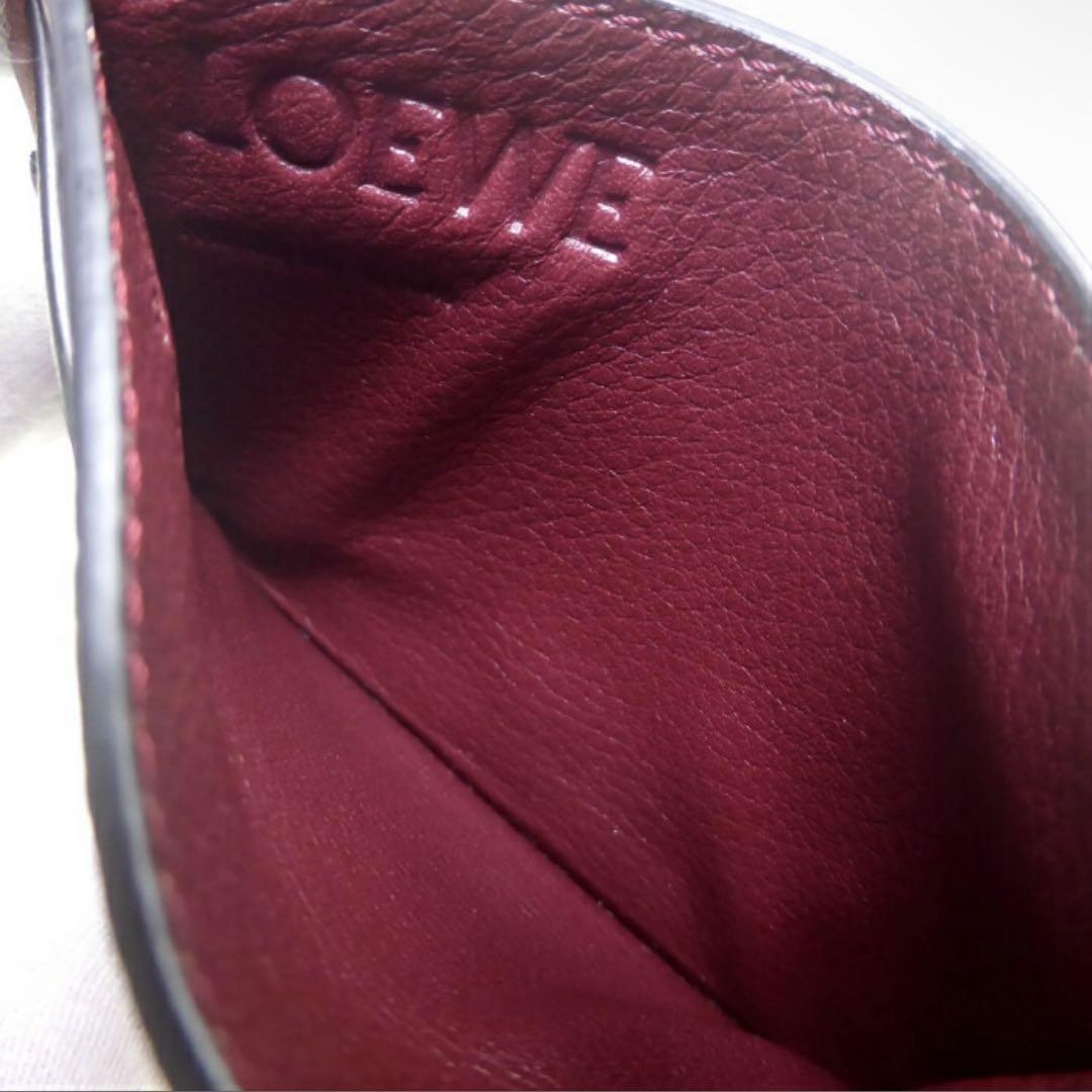 LOEWE パズル プレーン カードホルダー