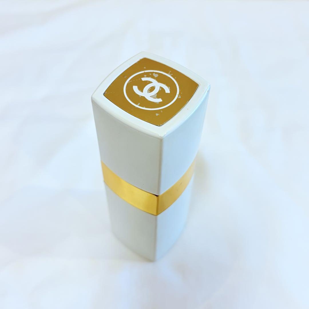 CHANEL シャネル　N°22 オードトワレ　香水　50ml