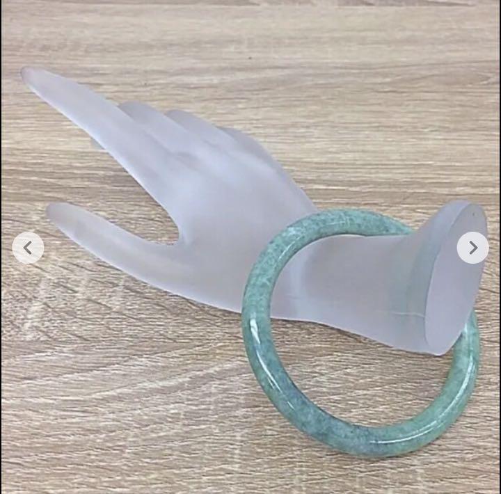 最終値下げ 天然翡翠 バングル