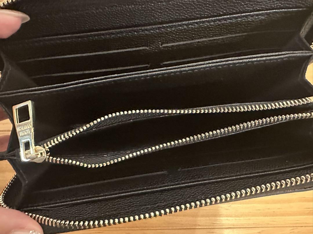 バッグ 財布