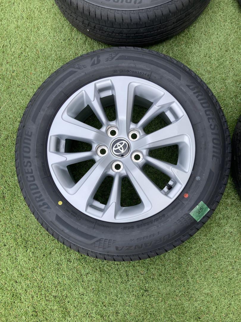ヤリスクロスＧ　新車外し純正タイヤホイールセット　ブリヂストン205/65R16