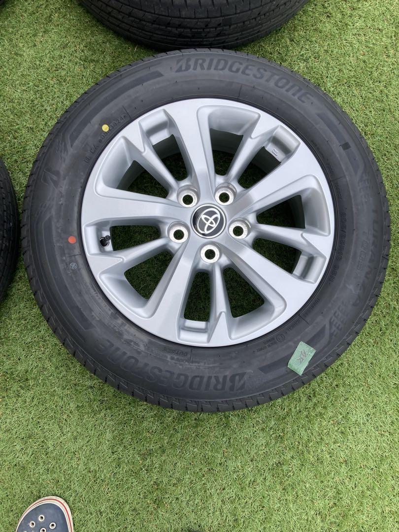 ヤリスクロスＧ　新車外し純正タイヤホイールセット　ブリヂストン205/65R16