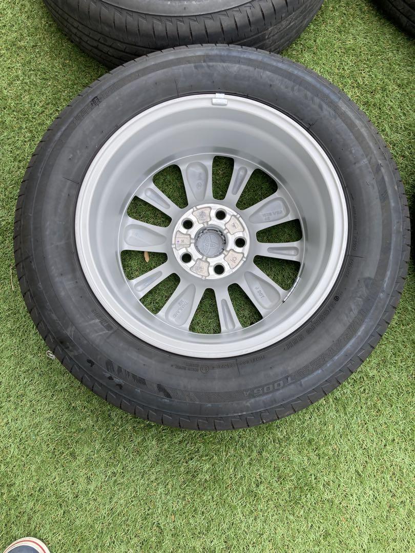 ヤリスクロスＧ　新車外し純正タイヤホイールセット　ブリヂストン205/65R16