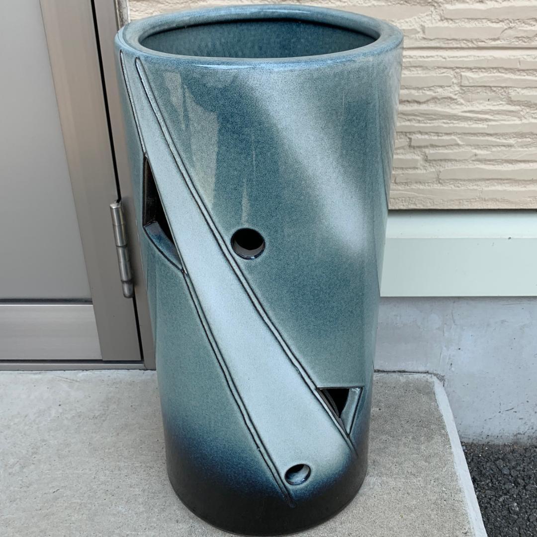 信楽焼傘立て 陶器独特の質感が高級感を演出します☆