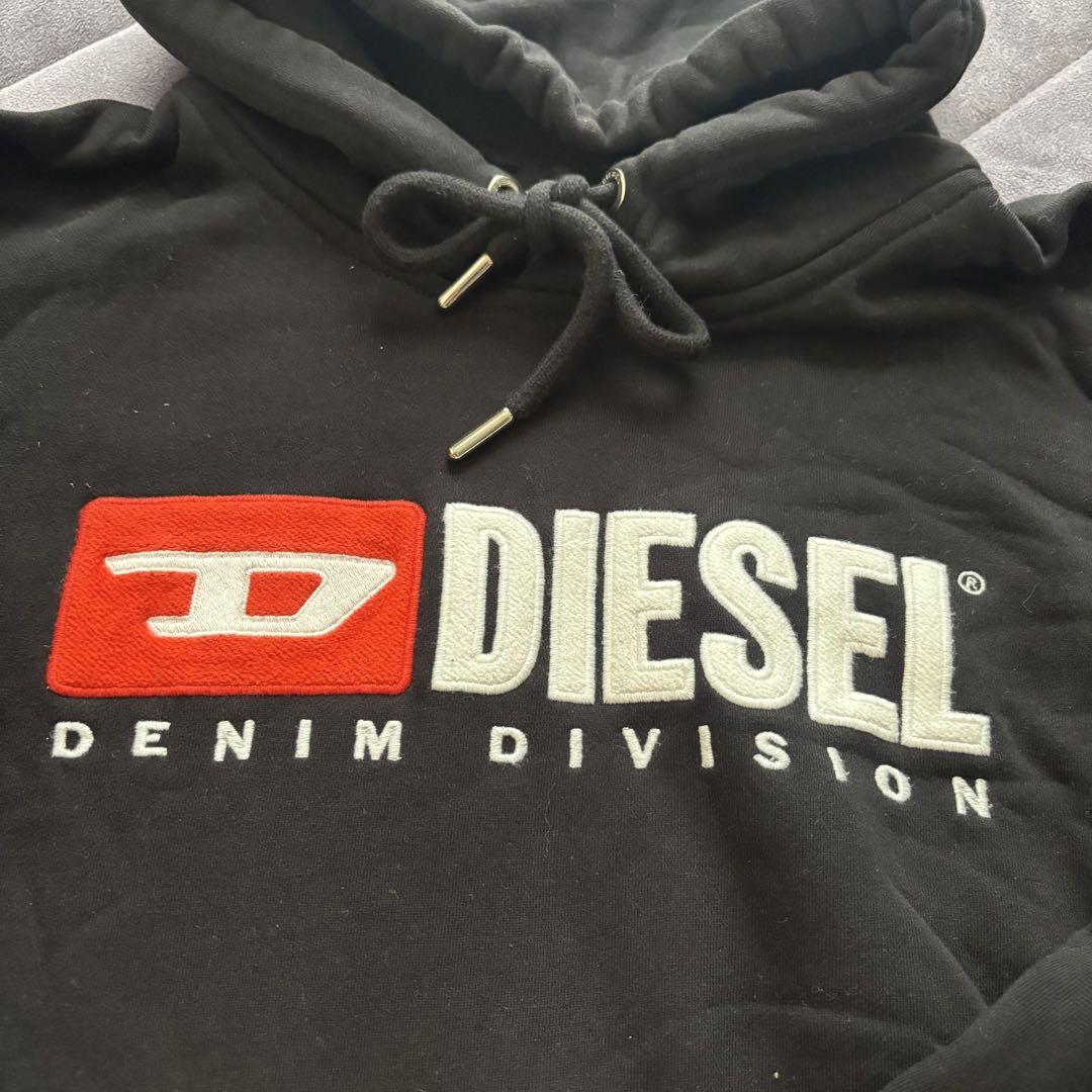 DIESEL ブラック フード付き リバーシブル パーカー DIESEL ブラック フード付きパーカー - メルカリ
