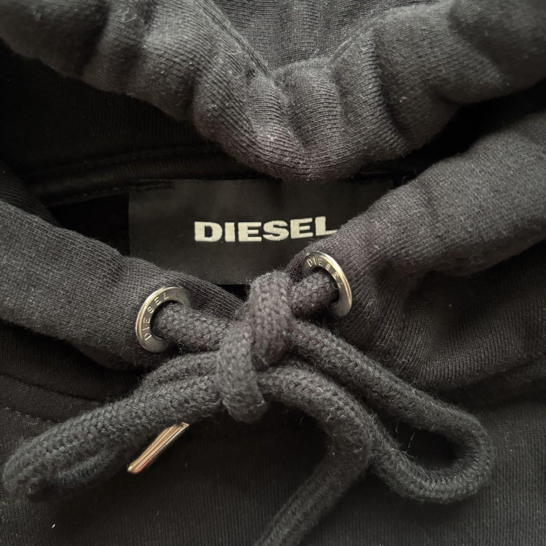 DIESEL ブラック フード付きパーカー - メルカリ