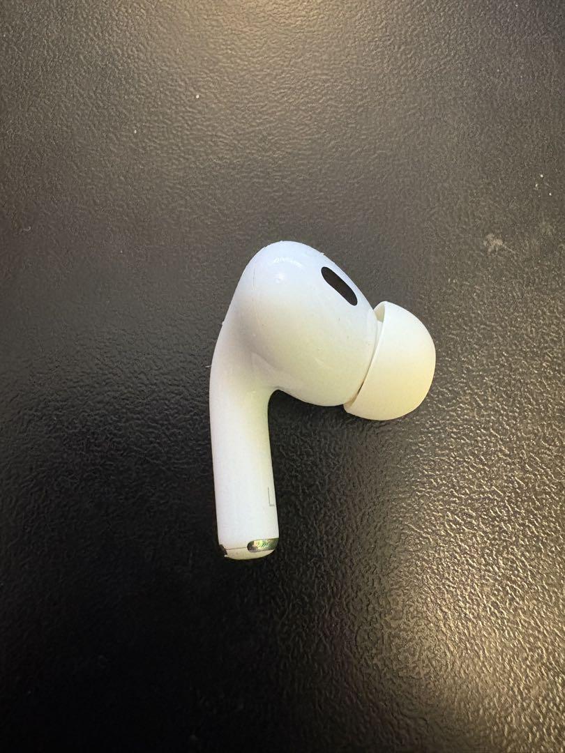 y*様 左耳のみ Apple AirPodsPro 第2世代 (Lightnin