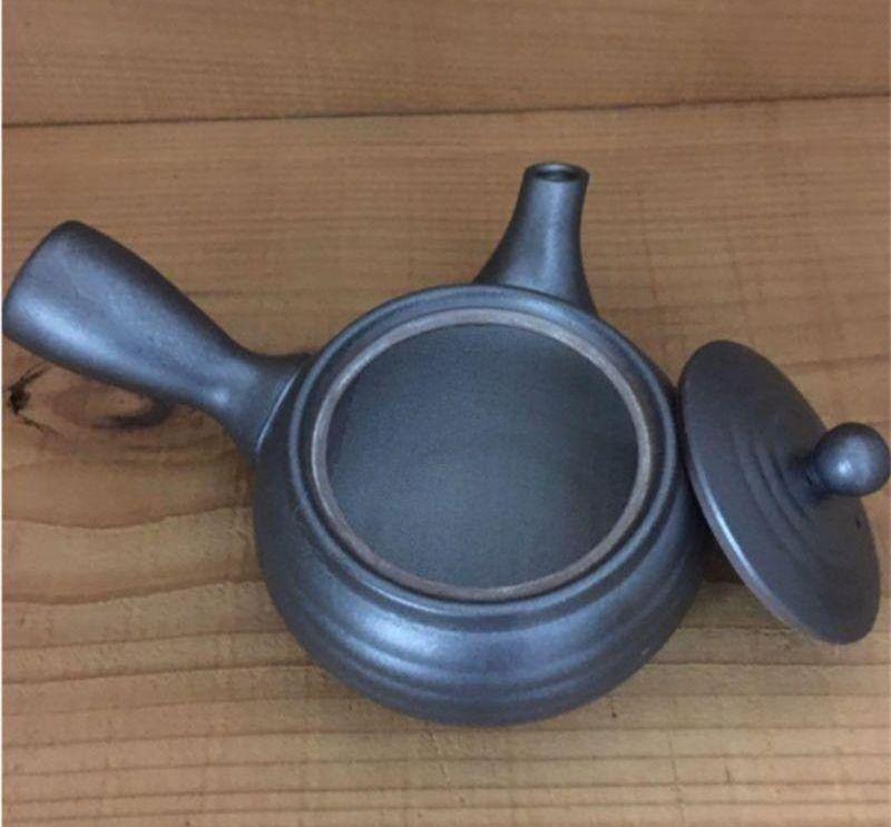 新品 国産急須 三重県 四日市 萬古焼 1.5号平形黒急須 - メルカリ