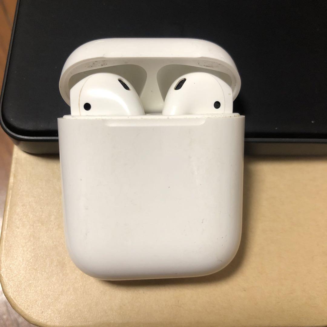 Apple AirPods 第2世代