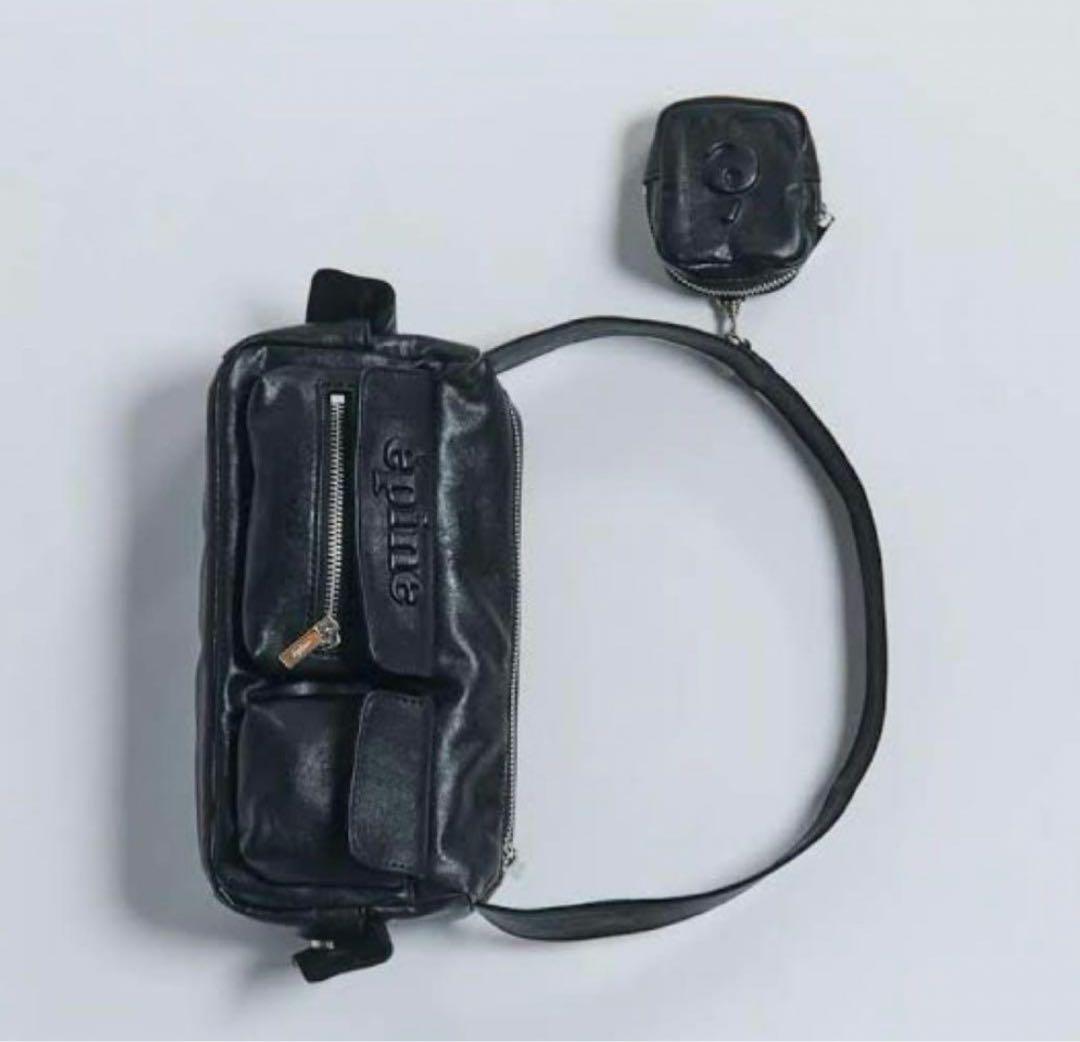 エピヌ épine pouch Pocket bag black epine