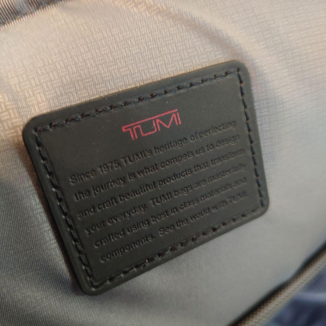 【ほぼ未使用】TUMI 2603173D3 コンパクトラップトップブリーフパック