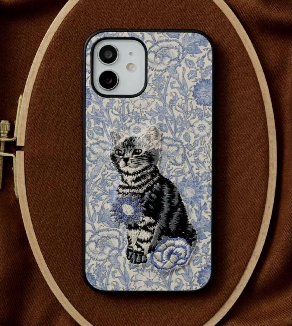 刺繍猫デザイン iPhone12ケース