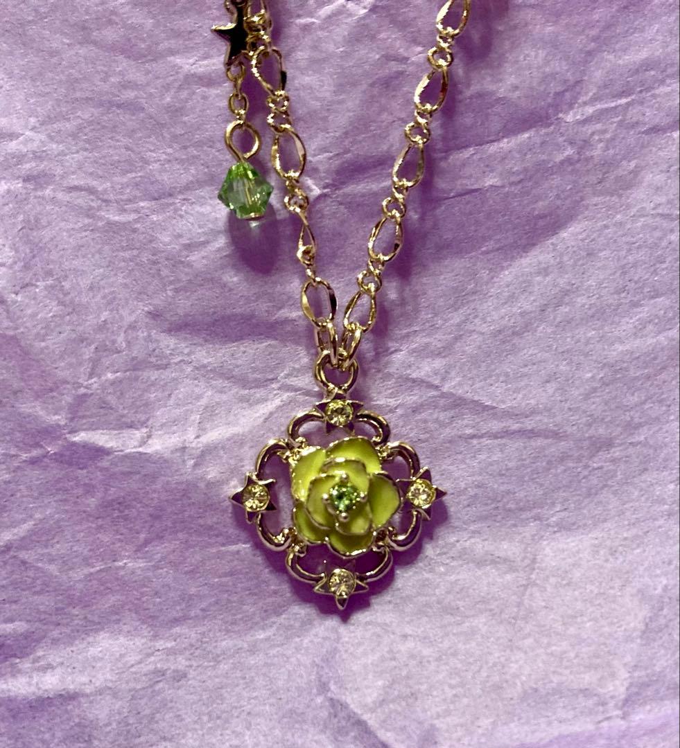 新品未使用品ANNA SUI薔薇バースデーカラーネックレス