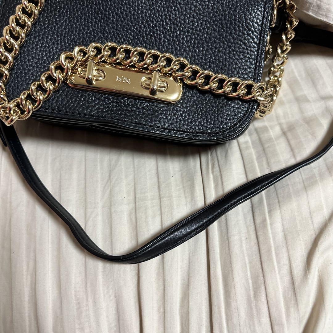COACH スワッガー チェーンショルダーバッグ