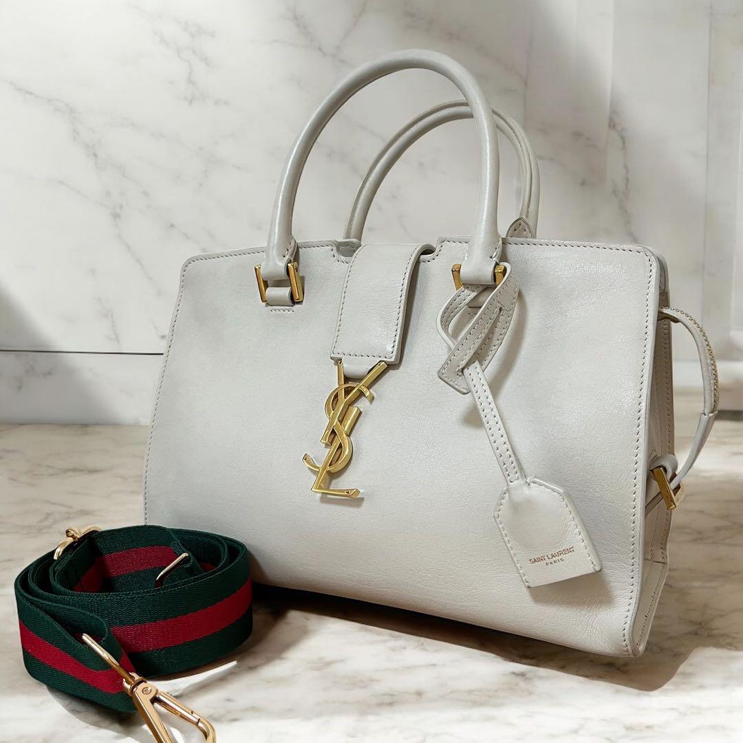 サンローラン　ベイビーカバス　ハンドバッグ　ショルダー　2way　美品 サンローラン ベイビーカバス YSL ハンドバッグ レザー 2way
