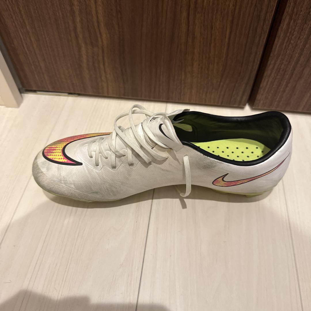 Nike マーキュリアルヴェイパー