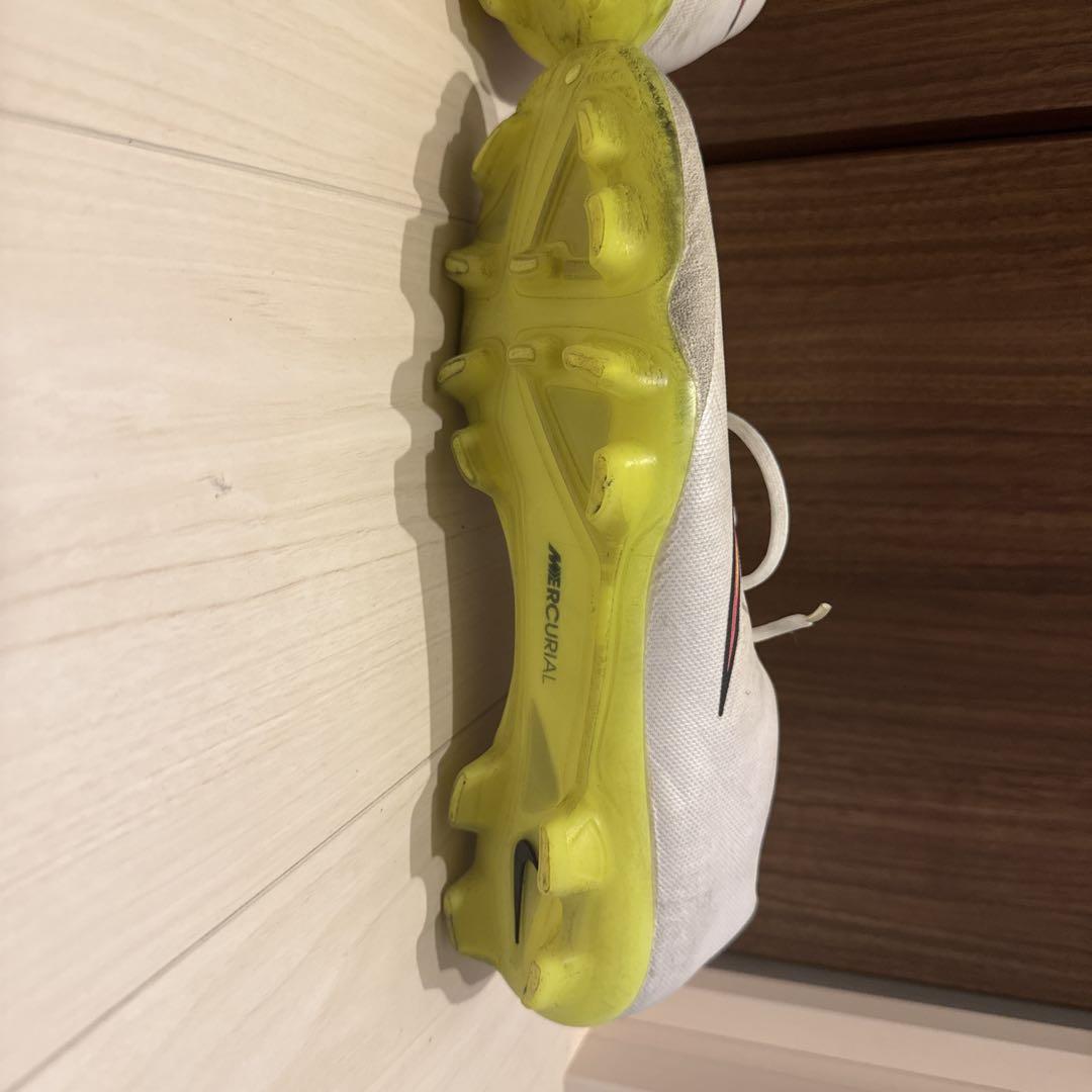 Nike マーキュリアルヴェイパー
